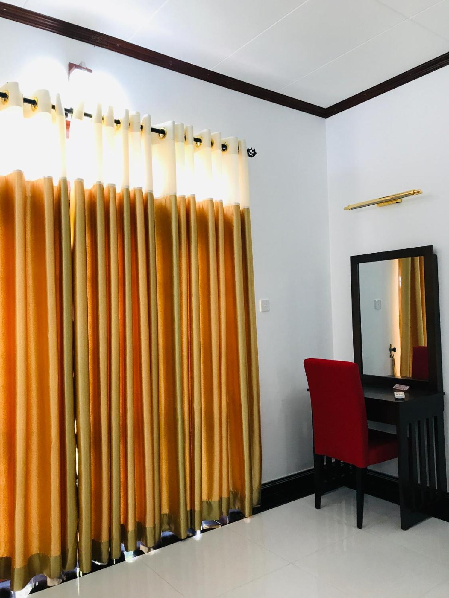 Siluni'S Villa อนุราธปุระ ห้อง รูปภาพ