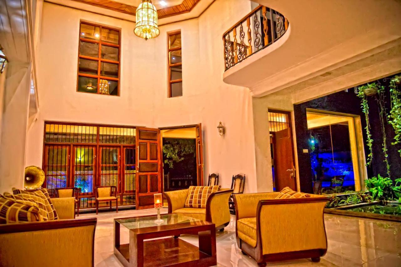 Siluni'S Villa อนุราธปุระ ภายนอก รูปภาพ