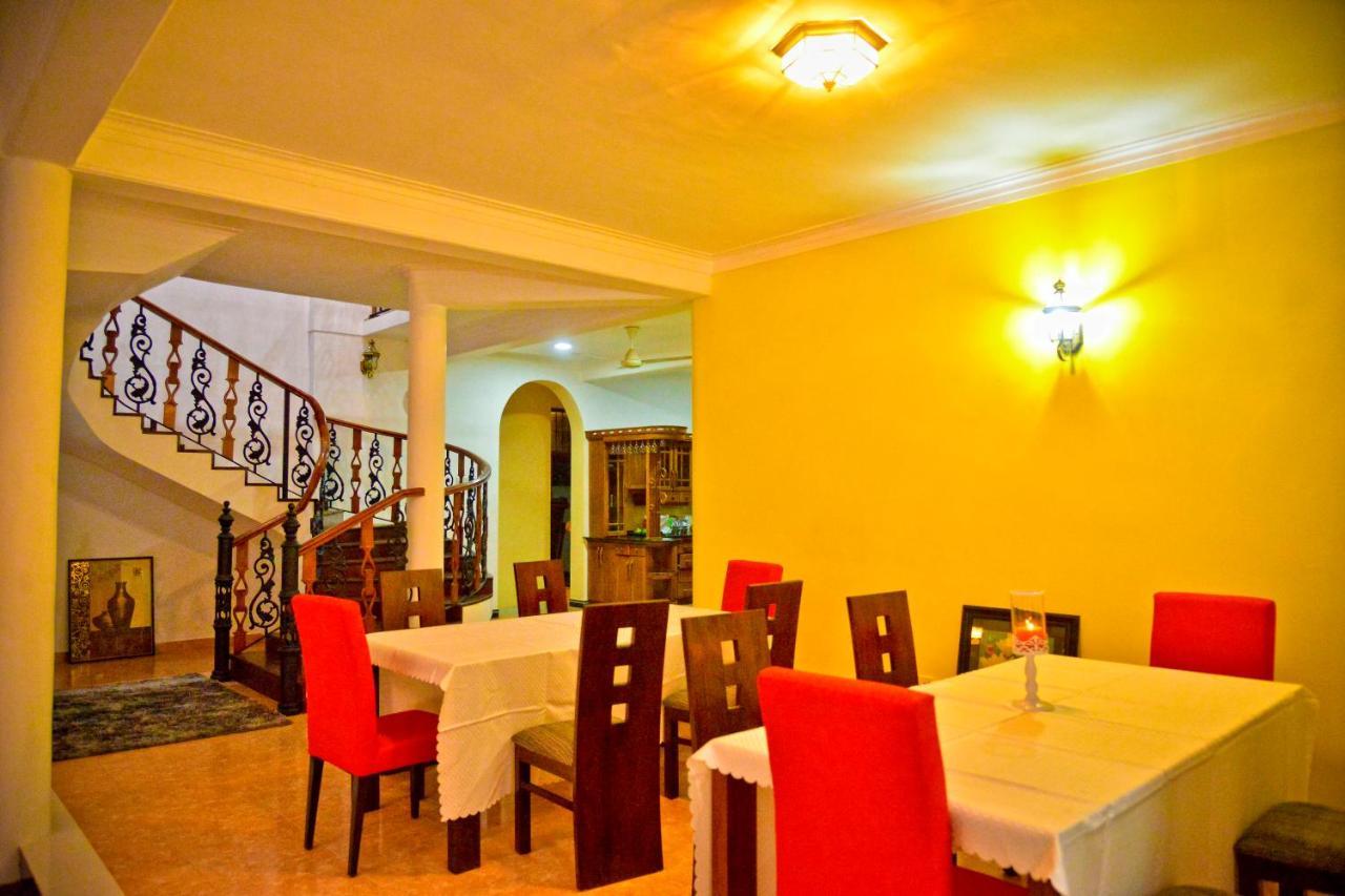 Siluni'S Villa อนุราธปุระ ภายนอก รูปภาพ
