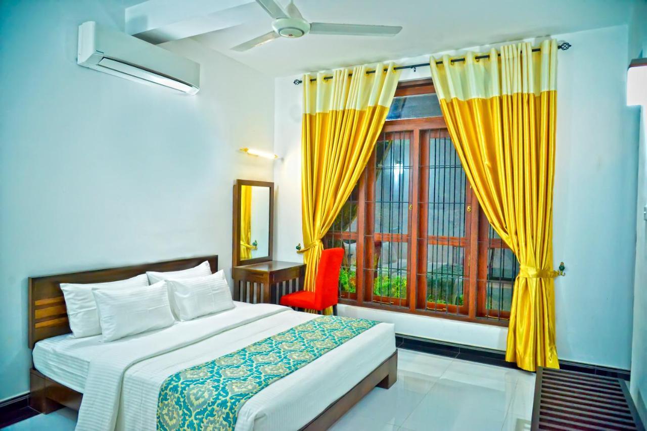Siluni'S Villa อนุราธปุระ ภายนอก รูปภาพ