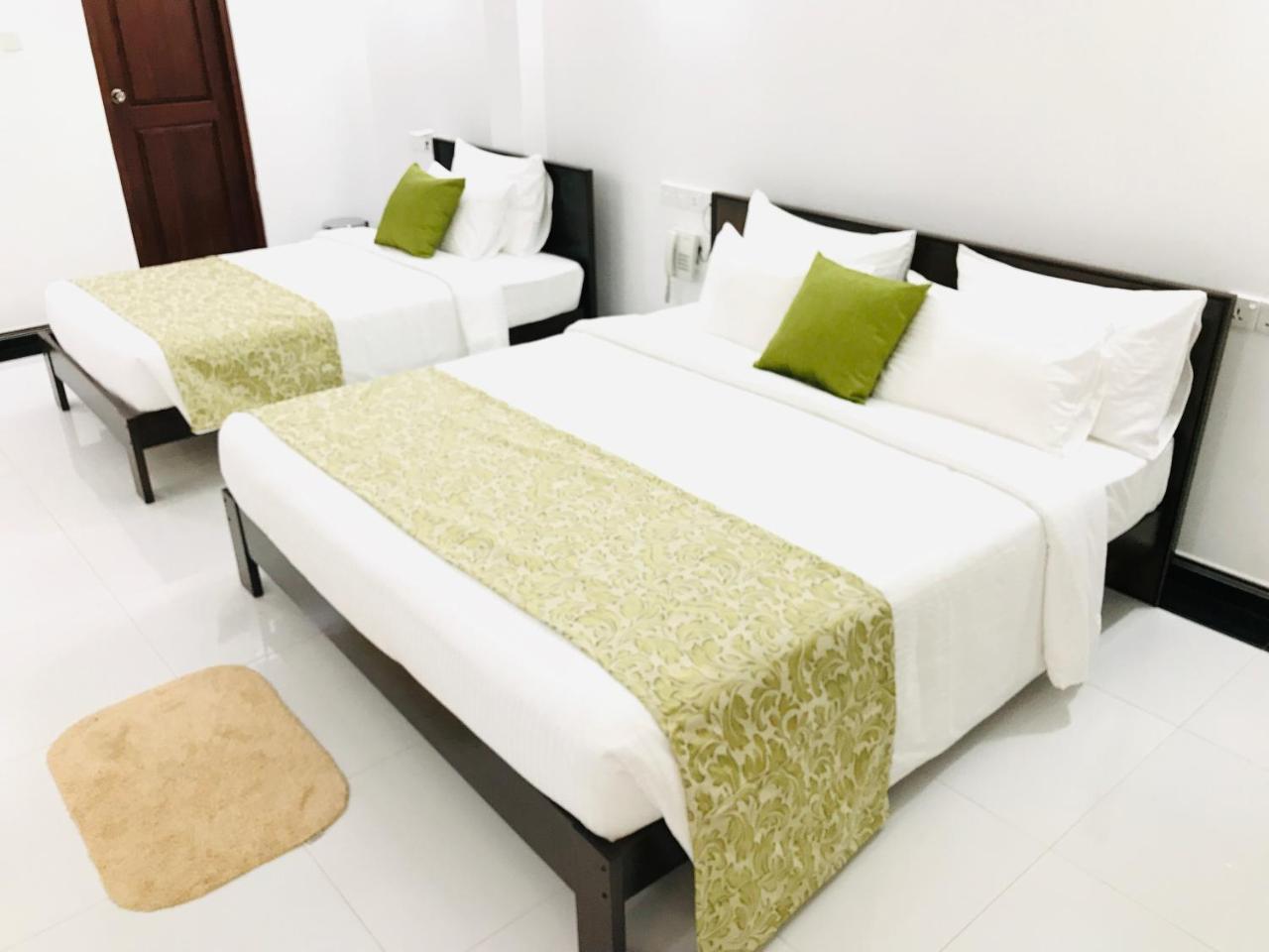 Siluni'S Villa อนุราธปุระ ห้อง รูปภาพ